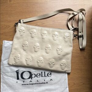 IO Pelle Skull Head Shoulder/Crossbody bag